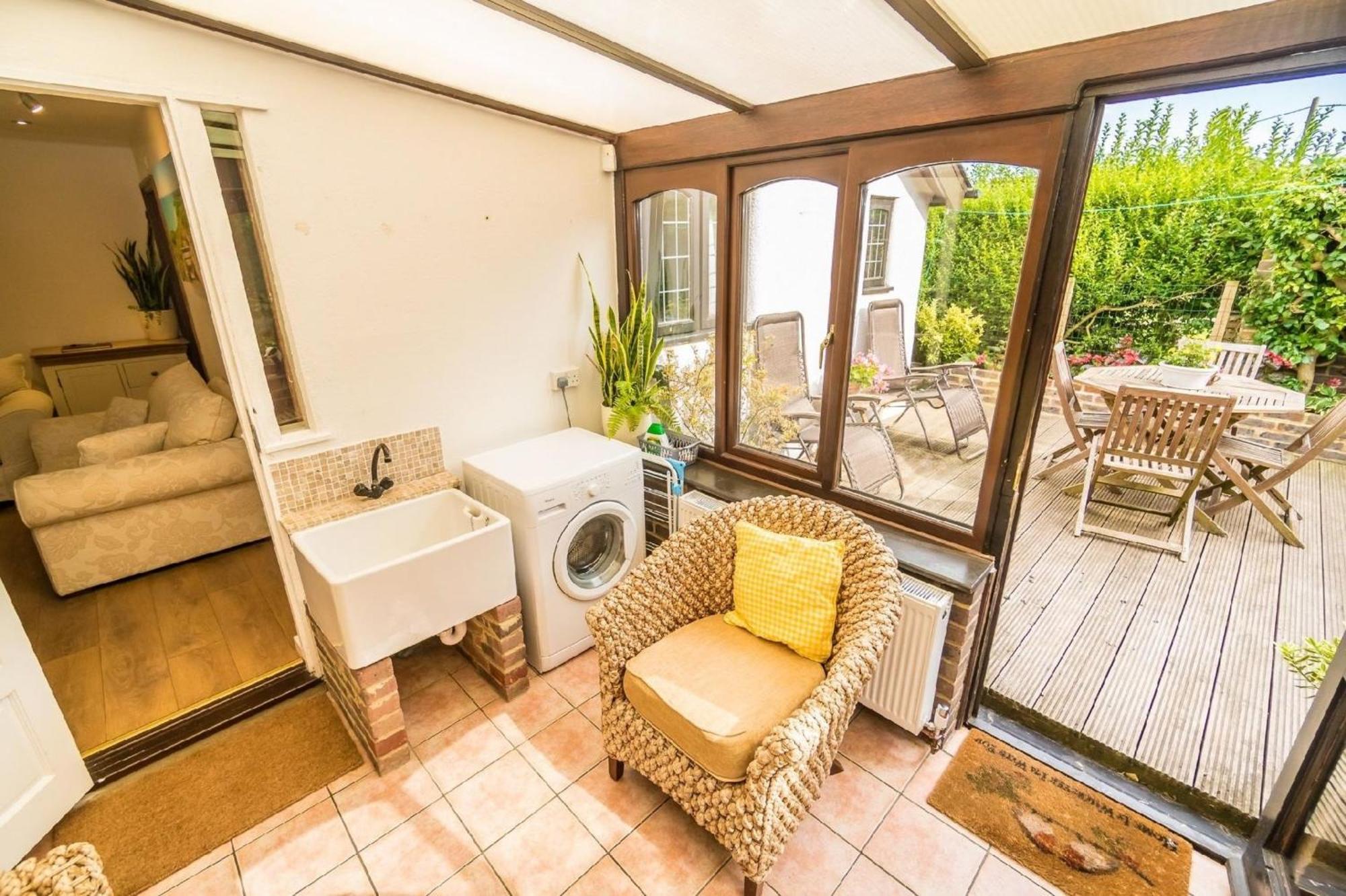 Ferien-Cottage Mit Grillplatz Im Privaten Wintergarten Hastings Exterior photo