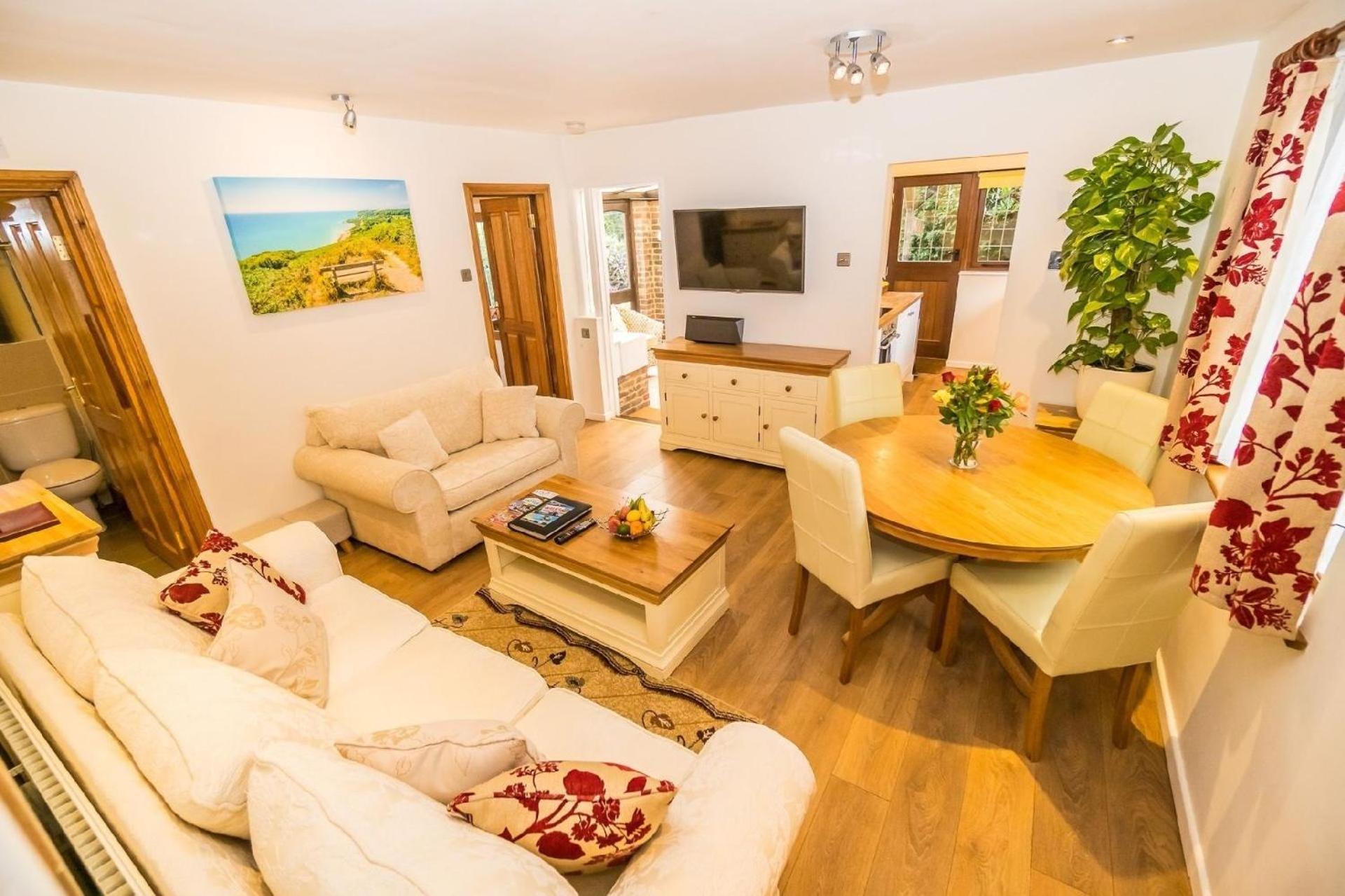Ferien-Cottage Mit Grillplatz Im Privaten Wintergarten Hastings Exterior photo